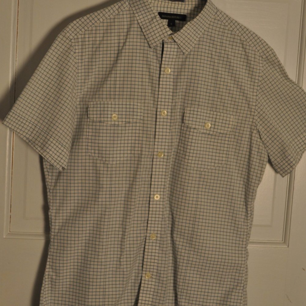 Banana Republic SS Button Front Shirt